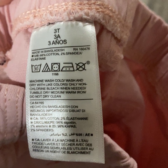 Blush Pink Old Navy Jeggings (SIZE 3T). Never worn - Picture 2 of 2